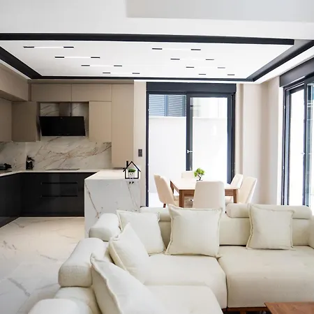 Seven Luxury