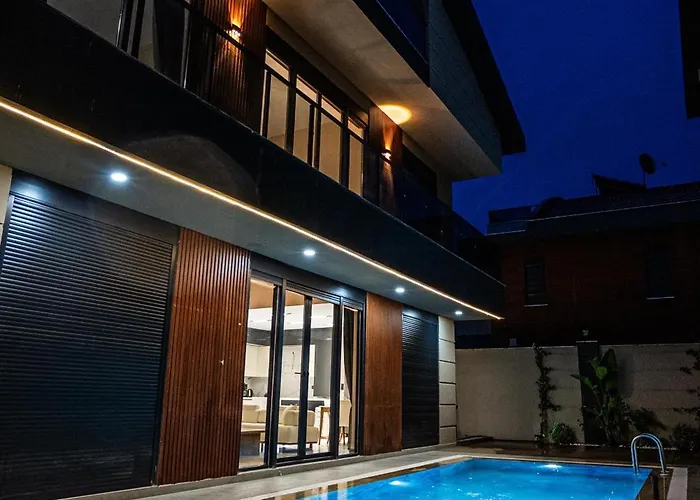 Seven Luxuryy Villa *